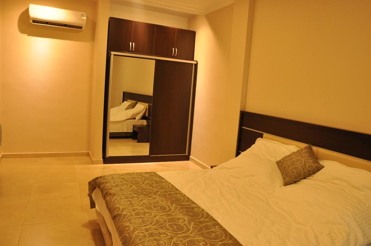 Panda Hotel Apartments Amman Buitenkant foto