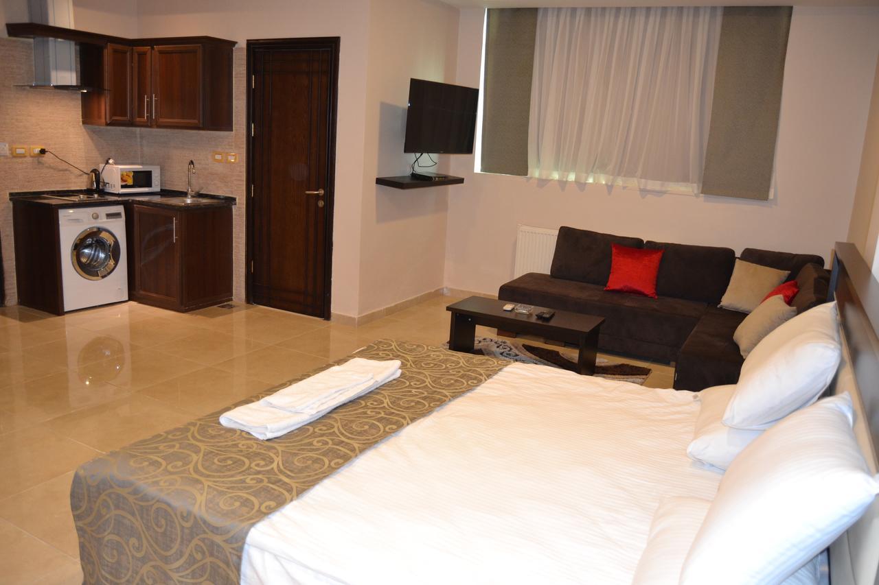 Panda Hotel Apartments Amman Buitenkant foto